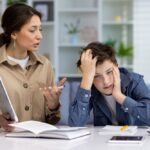 زخم نمره و مقایسه؛ وقتی عزت نفس بچه ها می لرزد