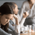 بحران هویت در دوره نوجوانی